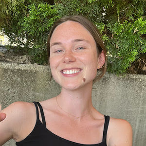 Meet your Posher, Emily